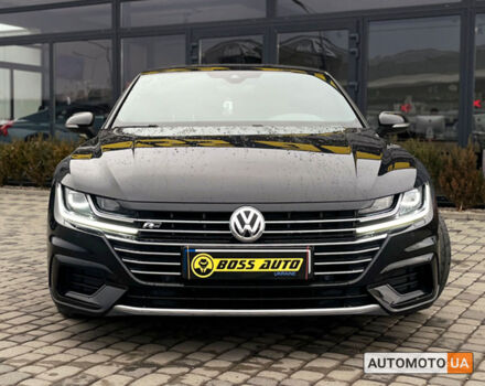 Черный Фольксваген Arteon, объемом двигателя 2 л и пробегом 223 тыс. км за 24999 $, фото 1 на Automoto.ua