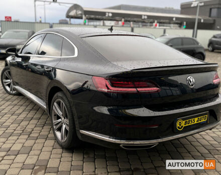 Черный Фольксваген Arteon, объемом двигателя 2 л и пробегом 223 тыс. км за 24999 $, фото 4 на Automoto.ua