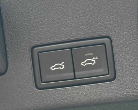 Черный Фольксваген Arteon, объемом двигателя 0 л и пробегом 117 тыс. км за 26000 $, фото 10 на Automoto.ua