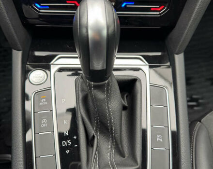 Черный Фольксваген Arteon, объемом двигателя 1.97 л и пробегом 44 тыс. км за 45000 $, фото 20 на Automoto.ua