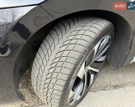 Черный Фольксваген Arteon, объемом двигателя 1.98 л и пробегом 173 тыс. км за 22900 $, фото 6 на Automoto.ua