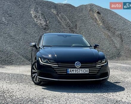Черный Фольксваген Arteon, объемом двигателя 1.98 л и пробегом 241 тыс. км за 21800 $, фото 1 на Automoto.ua