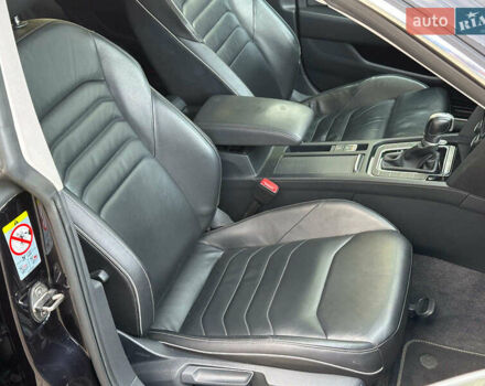 Черный Фольксваген Arteon, объемом двигателя 2 л и пробегом 226 тыс. км за 25990 $, фото 30 на Automoto.ua