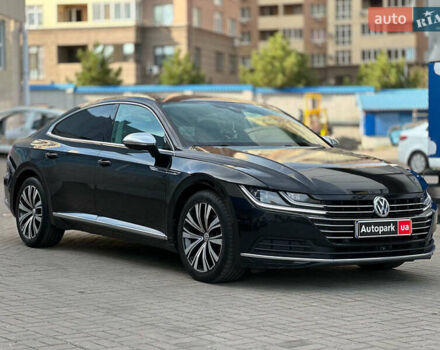 Черный Фольксваген Arteon, объемом двигателя 2 л и пробегом 226 тыс. км за 25990 $, фото 2 на Automoto.ua