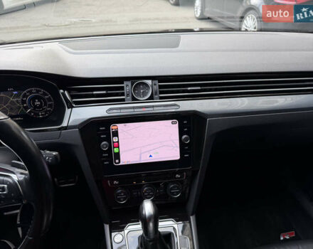 Черный Фольксваген Arteon, объемом двигателя 1.98 л и пробегом 173 тыс. км за 22900 $, фото 14 на Automoto.ua