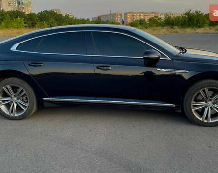 Черный Фольксваген Arteon, объемом двигателя 1.98 л и пробегом 74 тыс. км за 26000 $, фото 2 на Automoto.ua