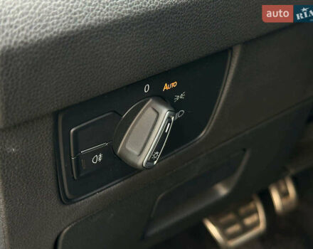 Черный Фольксваген Arteon, объемом двигателя 2 л и пробегом 226 тыс. км за 25990 $, фото 13 на Automoto.ua