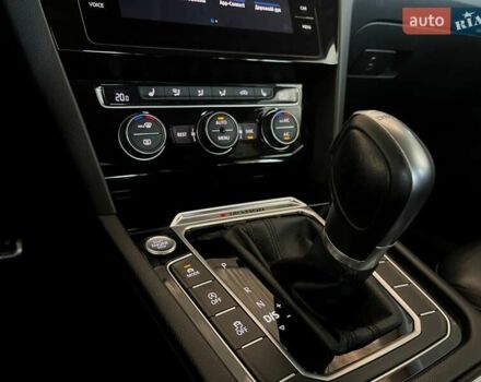 Черный Фольксваген Arteon, объемом двигателя 1.98 л и пробегом 241 тыс. км за 21800 $, фото 40 на Automoto.ua