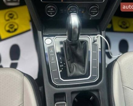 Черный Фольксваген Arteon, объемом двигателя 1.98 л и пробегом 68 тыс. км за 25500 $, фото 16 на Automoto.ua