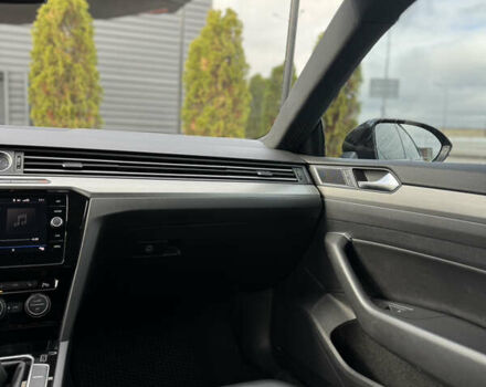 Чорний Фольксваген Arteon, об'ємом двигуна 1.98 л та пробігом 40 тис. км за 21799 $, фото 23 на Automoto.ua