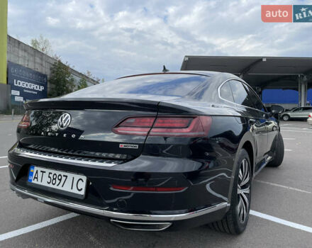 Фольксваген Arteon 2018 в Надворной на Automoto.ua Черный Фольксваген Arteon, объемом двигателя 1.97 л и пробегом 71 тыс. км за 24990 $, фото 5 на Automoto.ua