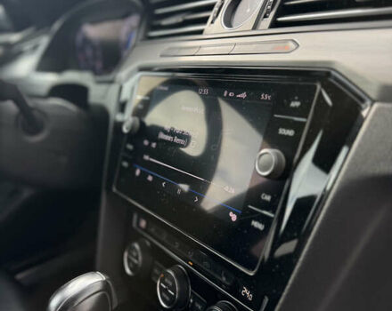 Чорний Фольксваген Arteon, об'ємом двигуна 1.98 л та пробігом 40 тис. км за 21799 $, фото 33 на Automoto.ua