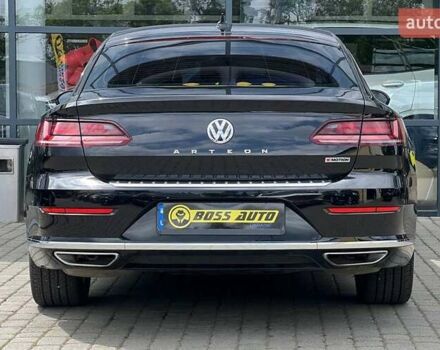 Черный Фольксваген Arteon, объемом двигателя 1.98 л и пробегом 68 тыс. км за 25500 $, фото 4 на Automoto.ua