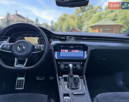 Черный Фольксваген Arteon, объемом двигателя 1.98 л и пробегом 204 тыс. км за 25999 $, фото 35 на Automoto.ua