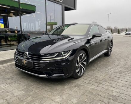 Черный Фольксваген Arteon, объемом двигателя 0 л и пробегом 147 тыс. км за 30999 $, фото 1 на Automoto.ua