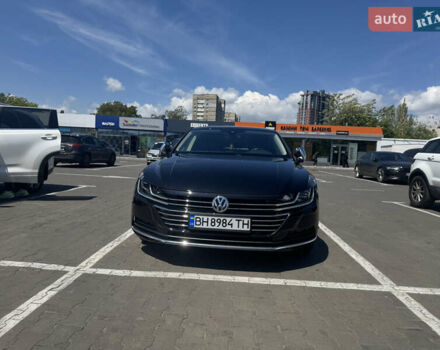 Черный Фольксваген Arteon, объемом двигателя 2 л и пробегом 51 тыс. км за 25700 $, фото 1 на Automoto.ua