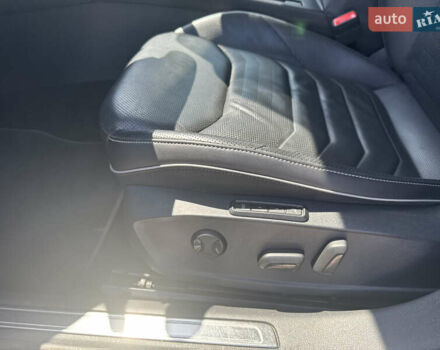 Черный Фольксваген Arteon, объемом двигателя 2 л и пробегом 51 тыс. км за 25700 $, фото 12 на Automoto.ua