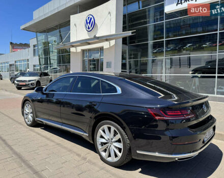 Черный Фольксваген Arteon, объемом двигателя 2 л и пробегом 230 тыс. км за 27499 $, фото 7 на Automoto.ua