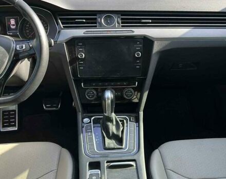 Черный Фольксваген Arteon, объемом двигателя 2 л и пробегом 85 тыс. км за 20920 $, фото 11 на Automoto.ua