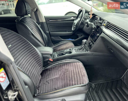 Чорний Фольксваген Arteon, об'ємом двигуна 1.97 л та пробігом 144 тис. км за 30500 $, фото 7 на Automoto.ua