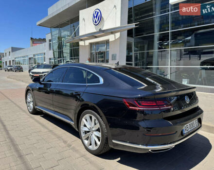 Черный Фольксваген Arteon, объемом двигателя 2 л и пробегом 230 тыс. км за 27499 $, фото 6 на Automoto.ua