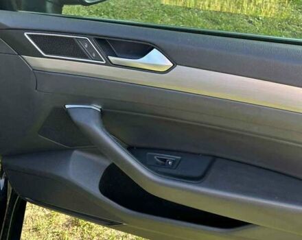 Черный Фольксваген Arteon, объемом двигателя 2 л и пробегом 85 тыс. км за 20920 $, фото 13 на Automoto.ua