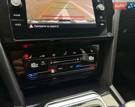 Фольксваген Arteon 2020 в Киеве на Automoto.ua Черный Фольксваген Arteon, объемом двигателя 1.98 л и пробегом 91 тыс. км за 31990 $, фото 20 на Automoto.ua