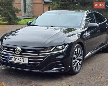 Черный Фольксваген Arteon, объемом двигателя 2 л и пробегом 120 тыс. км за 26900 $, фото 9 на Automoto.ua