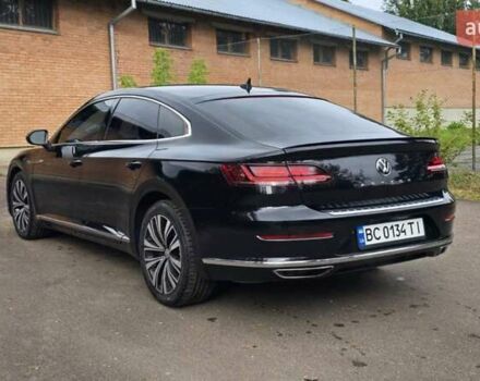 Черный Фольксваген Arteon, объемом двигателя 2 л и пробегом 120 тыс. км за 26900 $, фото 22 на Automoto.ua