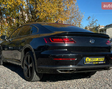 Черный Фольксваген Arteon, объемом двигателя 2 л и пробегом 22 тыс. км за 26800 $, фото 3 на Automoto.ua