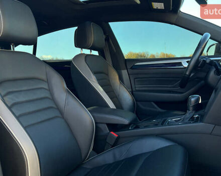 Черный Фольксваген Arteon, объемом двигателя 2 л и пробегом 22 тыс. км за 26800 $, фото 19 на Automoto.ua