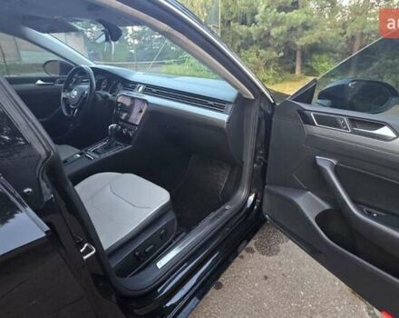 Черный Фольксваген Arteon, объемом двигателя 2 л и пробегом 120 тыс. км за 26900 $, фото 74 на Automoto.ua