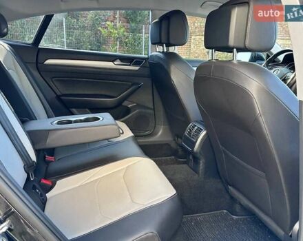 Черный Фольксваген Arteon, объемом двигателя 1.98 л и пробегом 120 тыс. км за 28000 $, фото 47 на Automoto.ua