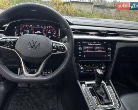 Черный Фольксваген Arteon, объемом двигателя 1.98 л и пробегом 35 тыс. км за 33500 $, фото 12 на Automoto.ua