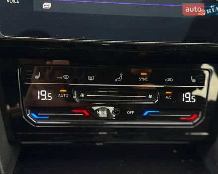 Черный Фольксваген Arteon, объемом двигателя 1.98 л и пробегом 50 тыс. км за 36000 $, фото 21 на Automoto.ua