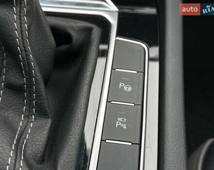 Черный Фольксваген Arteon, объемом двигателя 1.98 л и пробегом 50 тыс. км за 36000 $, фото 22 на Automoto.ua