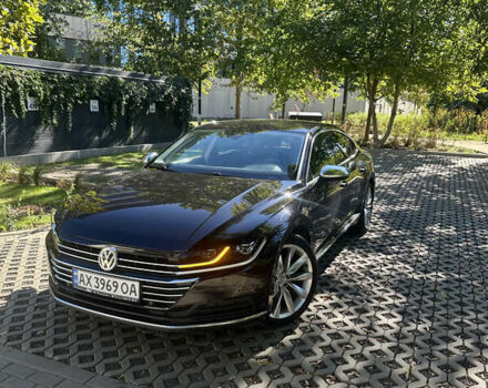 Черный Фольксваген Arteon, объемом двигателя 2 л и пробегом 176 тыс. км за 27000 $, фото 1 на Automoto.ua