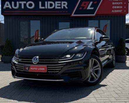 Черный Фольксваген Arteon, объемом двигателя 2 л и пробегом 74 тыс. км за 23997 $, фото 1 на Automoto.ua