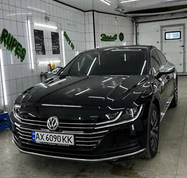 Чорний Фольксваген Arteon, об'ємом двигуна 1.98 л та пробігом 79 тис. км за 28000 $, фото 1 на Automoto.ua