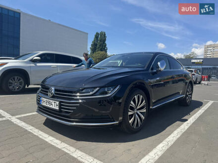 Черный Фольксваген Arteon, объемом двигателя 2 л и пробегом 51 тыс. км за 25700 $, фото 1 на Automoto.ua