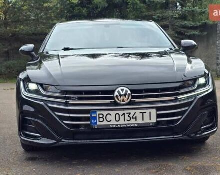 Черный Фольксваген Arteon, объемом двигателя 2 л и пробегом 120 тыс. км за 26900 $, фото 1 на Automoto.ua