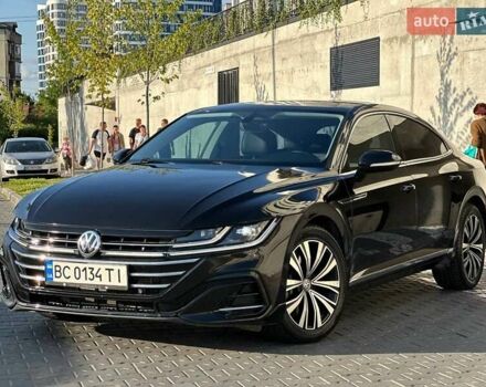 Черный Фольксваген Arteon, объемом двигателя 1.98 л и пробегом 120 тыс. км за 28000 $, фото 1 на Automoto.ua