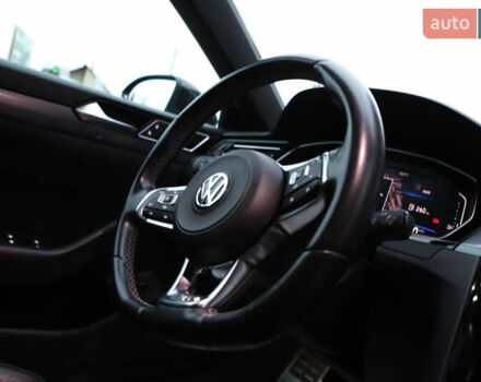 Коричневий Фольксваген Arteon, об'ємом двигуна 1.97 л та пробігом 110 тис. км за 31999 $, фото 104 на Automoto.ua