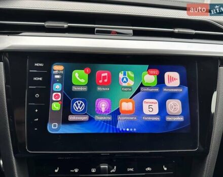 Червоний Фольксваген Arteon, об'ємом двигуна 1.97 л та пробігом 45 тис. км за 39900 $, фото 25 на Automoto.ua