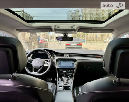 Красный Фольксваген Arteon, объемом двигателя 1.98 л и пробегом 63 тыс. км за 21900 $, фото 4 на Automoto.ua