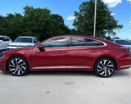Красный Фольксваген Arteon, объемом двигателя 2 л и пробегом 29 тыс. км за 21500 $, фото 2 на Automoto.ua