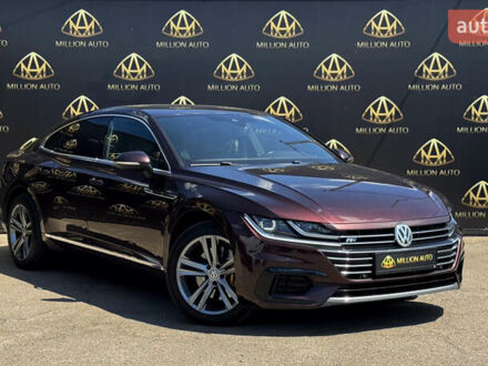 Червоний Фольксваген Arteon, об'ємом двигуна 1.98 л та пробігом 246 тис. км за 25500 $, фото 1 на Automoto.ua