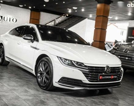 Фольксваген Arteon, объемом двигателя 2 л и пробегом 63 тыс. км за 28900 $, фото 4 на Automoto.ua