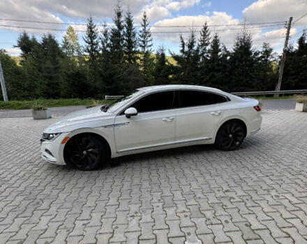 Фольксваген Arteon, объемом двигателя 2 л и пробегом 146 тыс. км за 21500 $, фото 5 на Automoto.ua