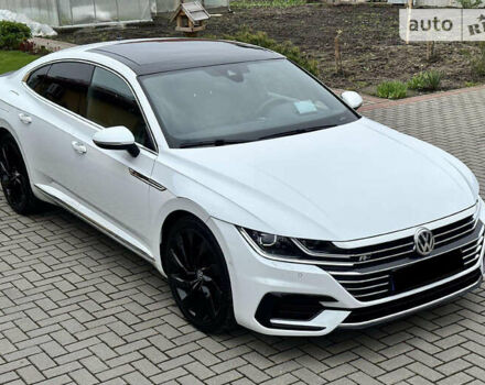 Фольксваген Arteon, об'ємом двигуна 2 л та пробігом 149 тис. км за 24900 $, фото 1 на Automoto.ua